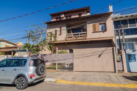 Casa à venda com 350m², 3 quartos e 1 vagaFachada