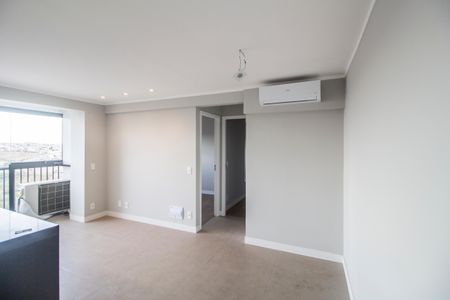 Sala de apartamento à venda com 2 quartos, 58m² em Nova Aldeinha, Barueri