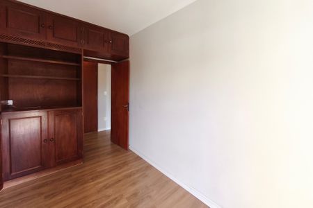 Apartamento à venda com 103m², 3 quartos e 2 vagasQuarto 3