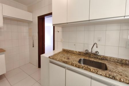 Apartamento à venda com 103m², 3 quartos e 2 vagasCozinha