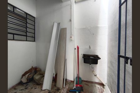 Casa à venda com 120m², 2 quartos e 4 vagas Casa à venda com 120m², 2 quartos e 4 vagasÁrea de Serviço