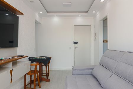 Sala de apartamento para alugar com 2 quartos, 49m² em Parque Maria Helena, São Paulo