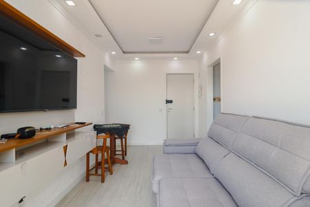 Sala de apartamento para alugar com 2 quartos, 49m² em Parque Maria Helena, São Paulo