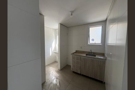 Cozinha de casa de condomínio para alugar com 2 quartos, 65m² em Jardim Botânico, Porto Alegre