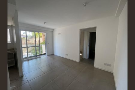 Sala de casa de condomínio para alugar com 2 quartos, 65m² em Jardim Botânico, Porto Alegre