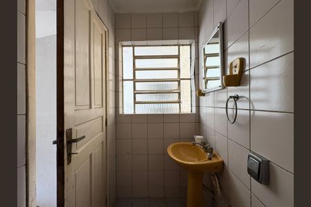 Casa para alugar com 146m², 3 quartos e 2 vagas Casa para alugar com 146m², 3 quartos e 2 vagasBanheiro de serviço