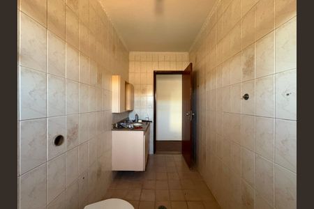 Casa para alugar com 146m², 3 quartos e 2 vagas Casa para alugar com 146m², 3 quartos e 2 vagasBanheiro Social