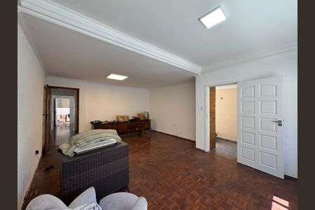 Casa para alugar com 146m², 3 quartos e 2 vagas Casa para alugar com 146m², 3 quartos e 2 vagasSala