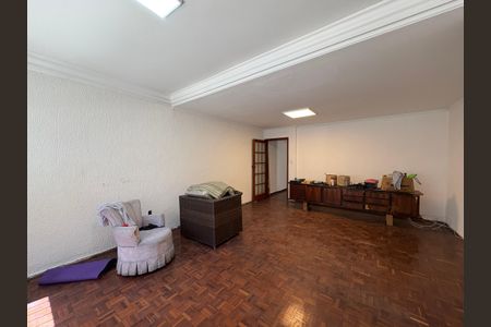 Casa para alugar com 146m², 3 quartos e 2 vagas Casa para alugar com 146m², 3 quartos e 2 vagasSala