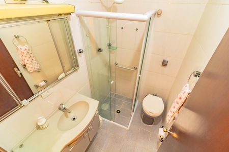 Casa à venda com 90m², 2 quartos e 1 vaga Casa à venda com 90m², 2 quartos e 1 vagaBanheiro