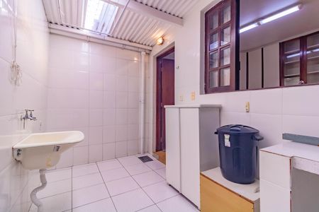 Casa à venda com 90m², 2 quartos e 1 vaga Casa à venda com 90m², 2 quartos e 1 vagaÁrea de Serviço