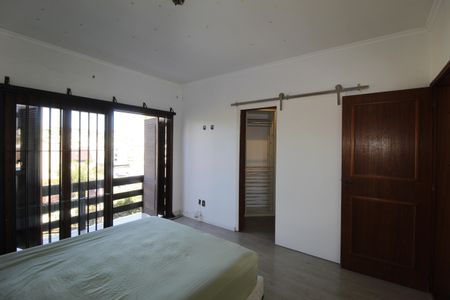 Casa à venda com 300m², 4 quartos e 2 vagasSuíte 3