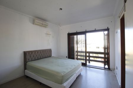 Casa à venda com 300m², 4 quartos e 2 vagasSuíte 3