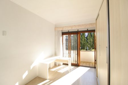 Casa à venda com 300m², 4 quartos e 2 vagasSuíte 1