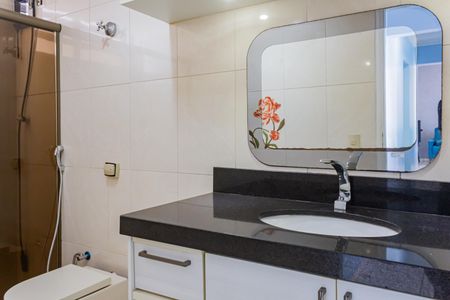 Apartamento para alugar com 65m², 2 quartos e 1 vagaBanheiro