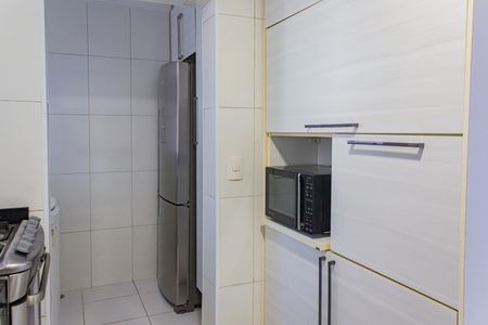 Apartamento para alugar com 65m², 2 quartos e 1 vagaCozinha e Área de Serviço