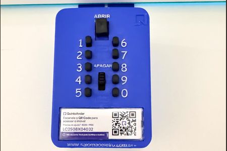 Apartamento à venda com 32m², 2 quartos e sem vaga Apartamento à venda com 32m², 2 quartos e sem vagaLockbox