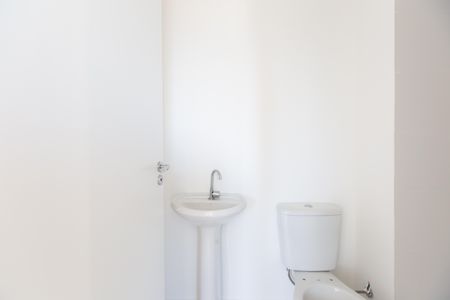 Apartamento à venda com 32m², 2 quartos e sem vaga Apartamento à venda com 32m², 2 quartos e sem vagaBanheiro