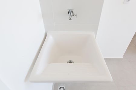 Apartamento à venda com 32m², 2 quartos e sem vaga Apartamento à venda com 32m², 2 quartos e sem vagaCozinha e Área de Serviço