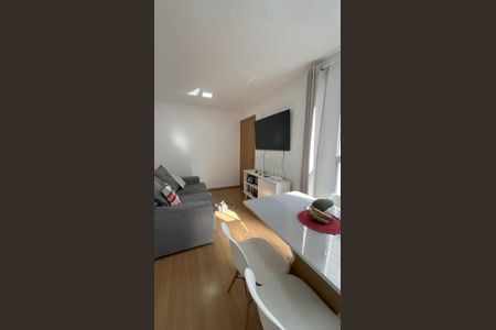 Sala de apartamento para alugar com 2 quartos, 44m² em Cecília, Viamão