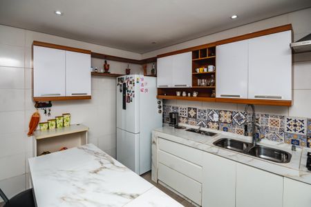 Casa à venda com 160m², 4 quartos e 2 vagasCozinha