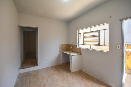 Sala/Cozinha de casa para alugar com 1 quarto, 40m² em Baeta Neves, São Bernardo do Campo