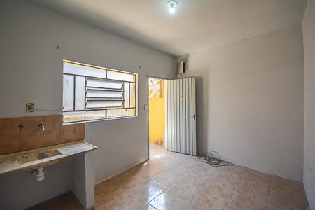 Sala/Cozinha de casa para alugar com 1 quarto, 40m² em Baeta Neves, São Bernardo do Campo