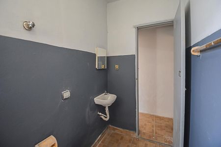 Banheiro de casa para alugar com 1 quarto, 40m² em Baeta Neves, São Bernardo do Campo