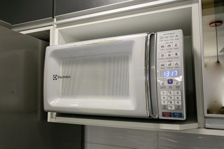 Apartamento para alugar com 50m², 2 quartos e sem vaga Apartamento para alugar com 50m², 2 quartos e sem vagaCozinha - Microondas