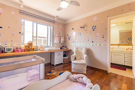 Casa à venda com 350m², 3 quartos e 4 vagasSuíte 1