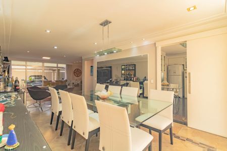 Sala de casa à venda com 3 quartos, 350m² em Planalto Paulista, São Paulo