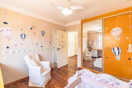 Casa à venda com 350m², 3 quartos e 4 vagasSuíte 1