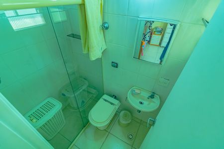 Casa à venda com 350m², 3 quartos e 4 vagasBanheiro de Serviço 2