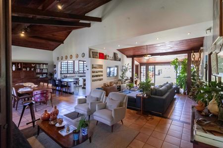 Sala de casa à venda com 4 quartos, 324m² em Bandeirantes (pampulha), Belo Horizonte