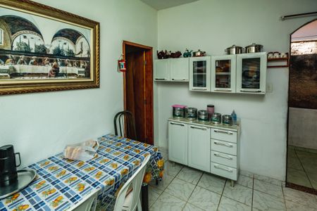 Casa à venda com 180m², 2 quartos e 2 vagasCopa