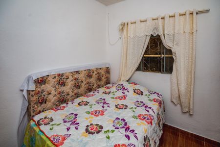 Casa à venda com 180m², 2 quartos e 2 vagasSuíte