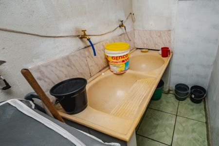 Casa à venda com 180m², 2 quartos e 2 vagasÁrea de Serviço