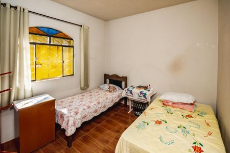 Quarto 1 de casa à venda com 2 quartos, 180m² em Canaa, Belo Horizonte