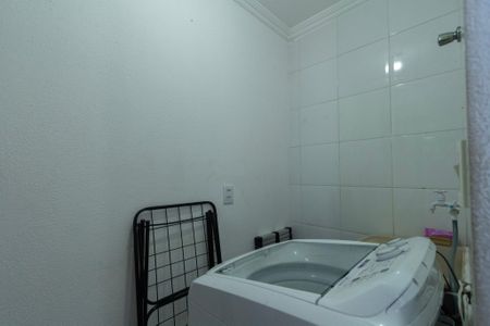 Apartamento para alugar com 60m², 2 quartos e 1 vagaÁrea de Serviço