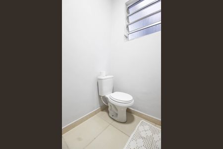 Casa à venda com 100m², 2 quartos e 1 vagaBanheiro