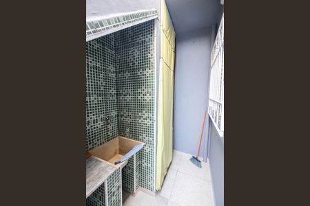 Casa à venda com 100m², 2 quartos e 1 vagaÁrea de serviço 1