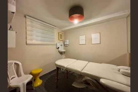 Apartamento para alugar com 80m², 2 quartos e 1 vaga Apartamento para alugar com 80m², 2 quartos e 1 vagaÁrea comum - sala de massagem