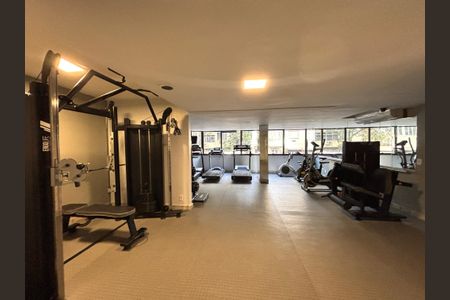 Apartamento para alugar com 80m², 2 quartos e 1 vaga Apartamento para alugar com 80m², 2 quartos e 1 vagaÁrea comum - academia