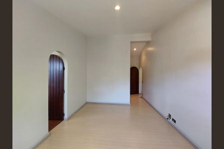 Casa à venda com 331m², 3 quartos e 6 vagasSuíte 1