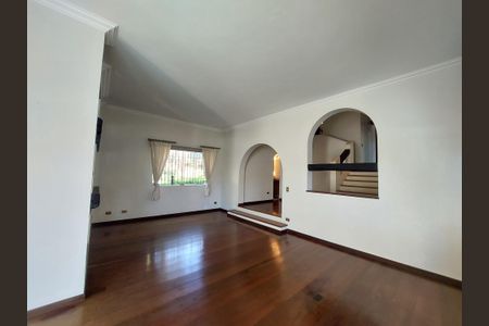 Casa à venda com 331m², 3 quartos e 6 vagasSala de Estar