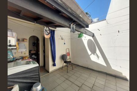 Casa à venda com 331m², 3 quartos e 6 vagasÁrea de Serviço