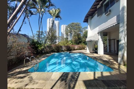 Casa à venda com 331m², 3 quartos e 6 vagasÁrea de Lazer