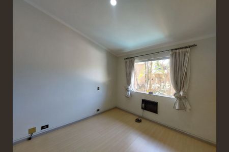 Casa à venda com 331m², 3 quartos e 6 vagasSuíte 2