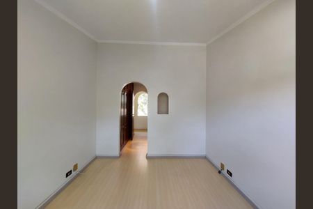 Casa à venda com 331m², 3 quartos e 6 vagasSuíte 2