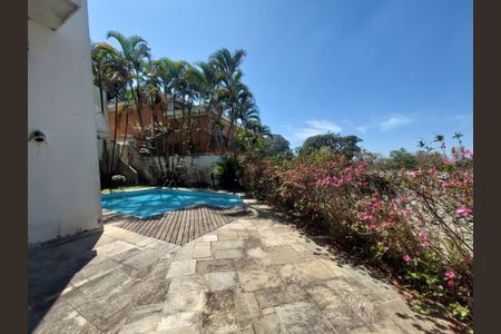 Casa à venda com 331m², 3 quartos e 6 vagasÁrea de Lazer